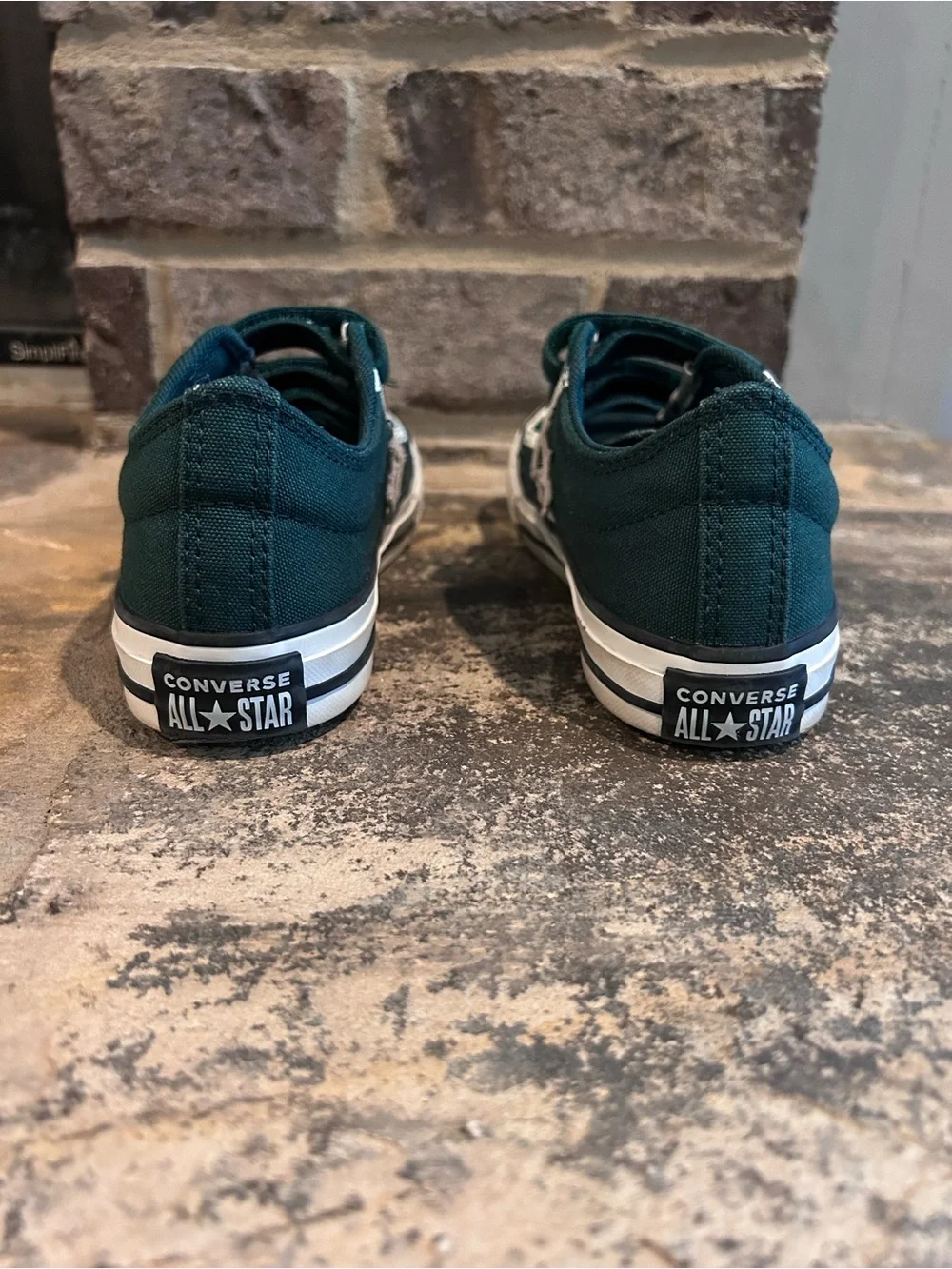 Converse low top